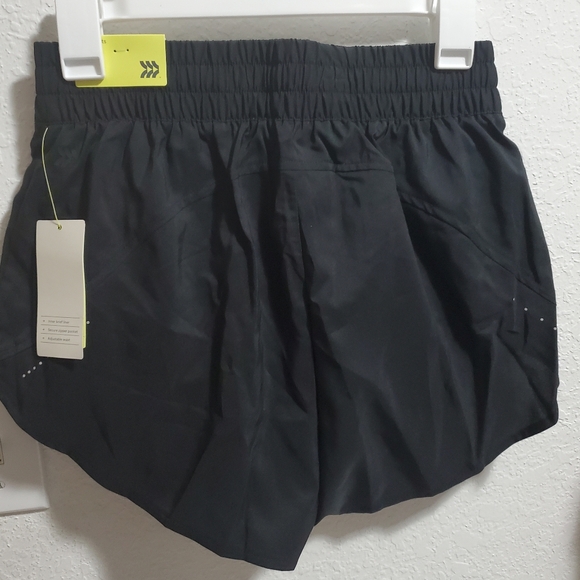 All In Motion Mid Rise Run Shorts, Small - Picture 5 of 6